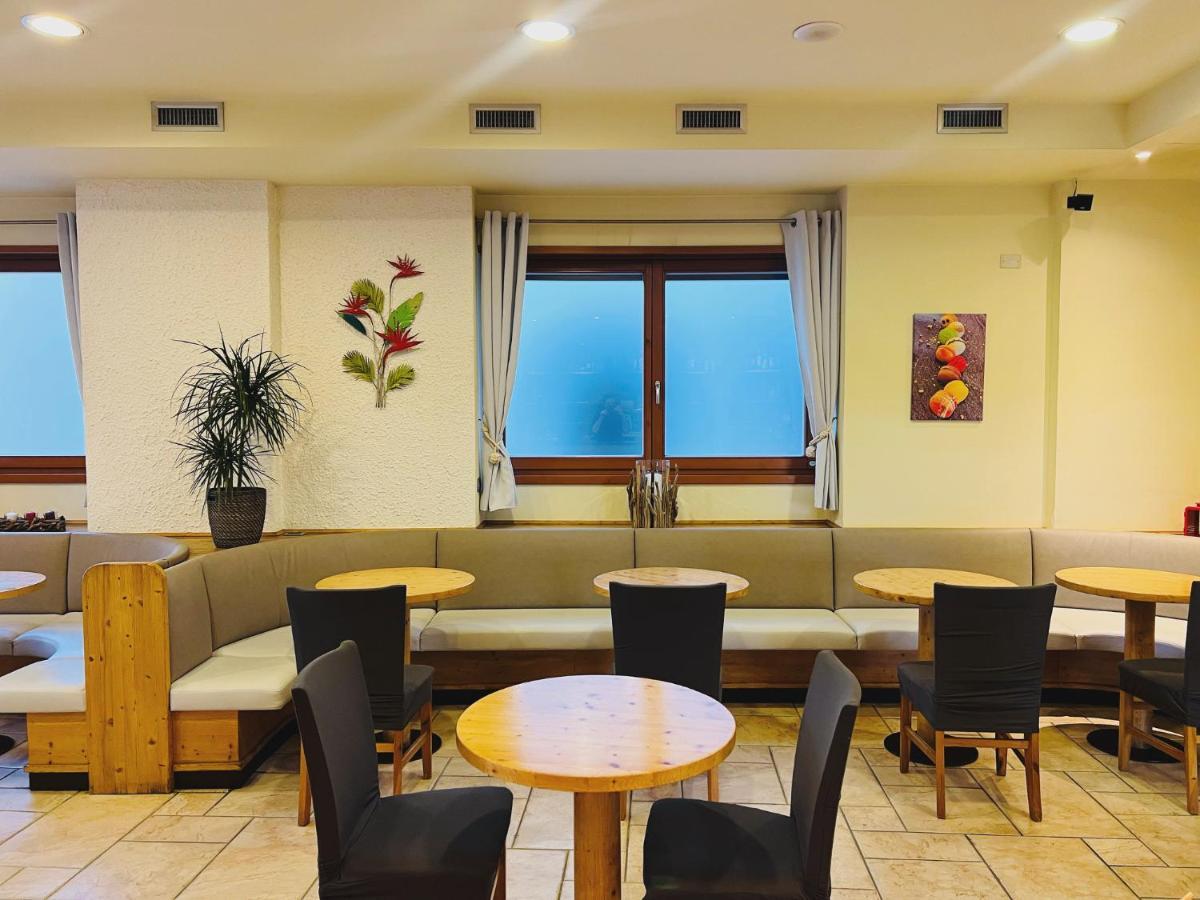 Sport Hotel Al Sole Fiave Bagian luar foto