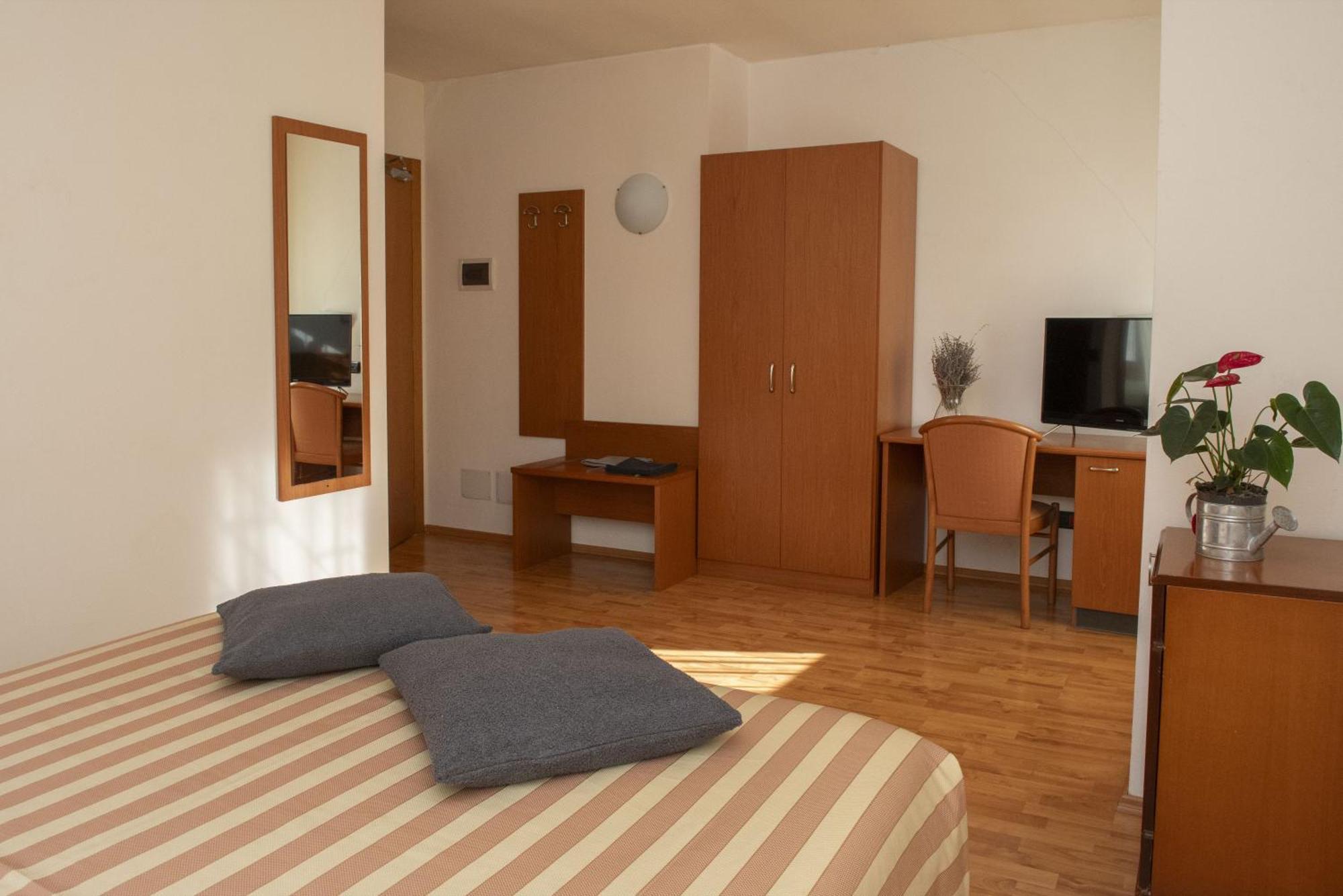 Sport Hotel Al Sole Fiave Bagian luar foto